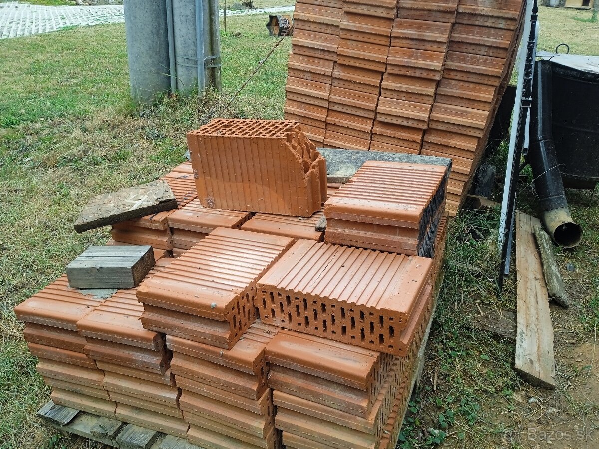 Tehla, kábel, rošty