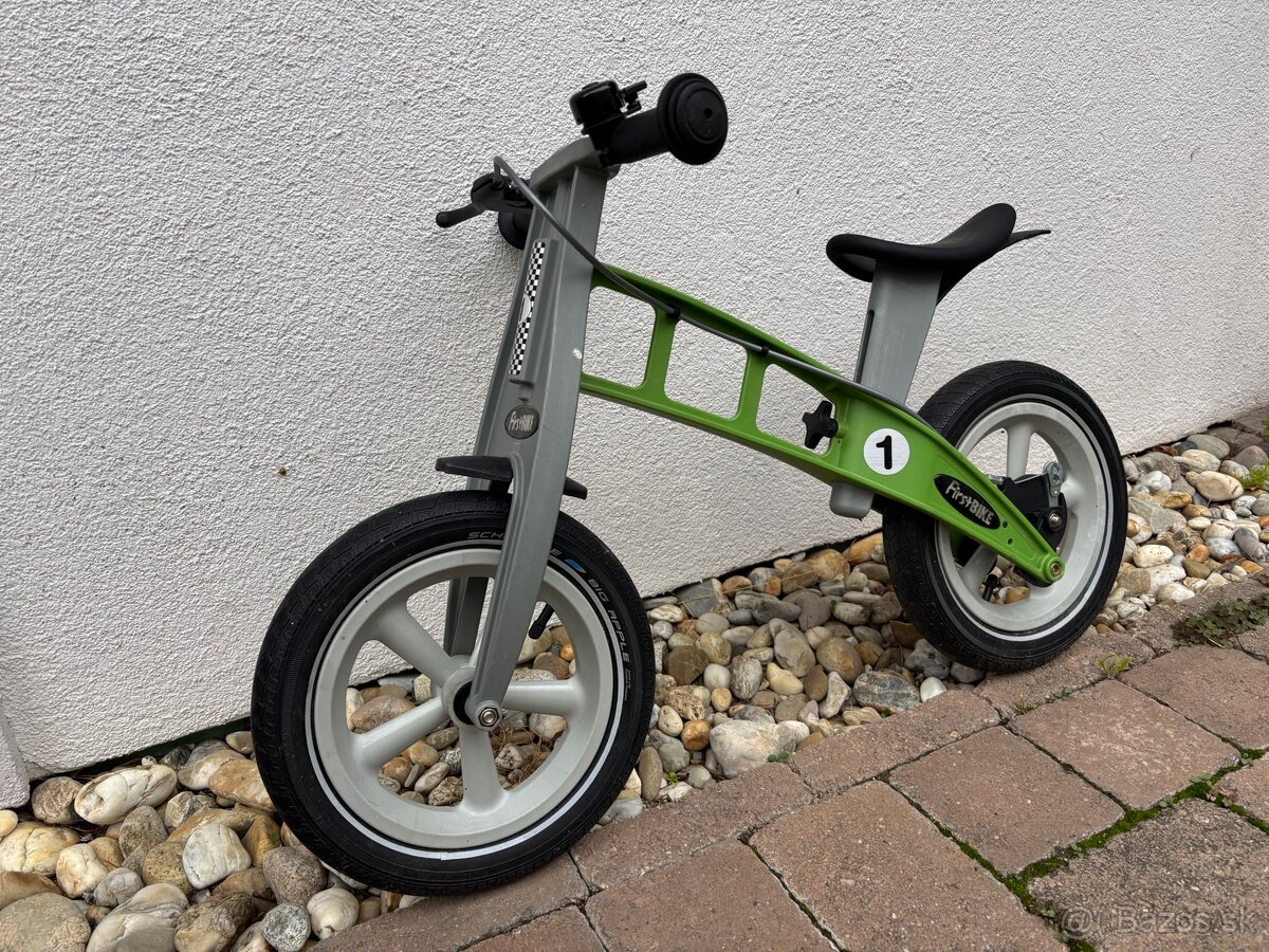Odrážadlo FirstBike