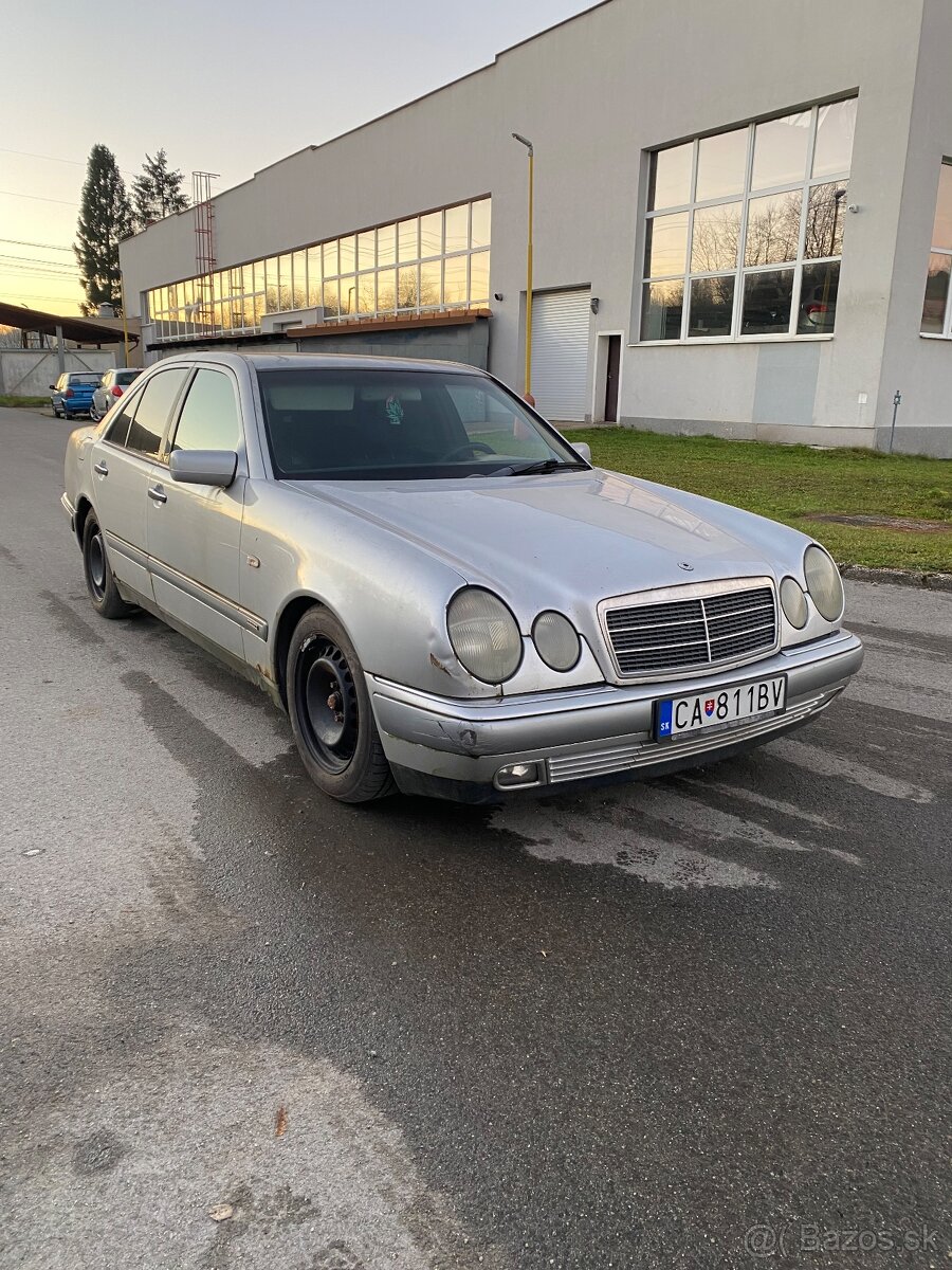 Mercedes Benz e200 kompressor w210