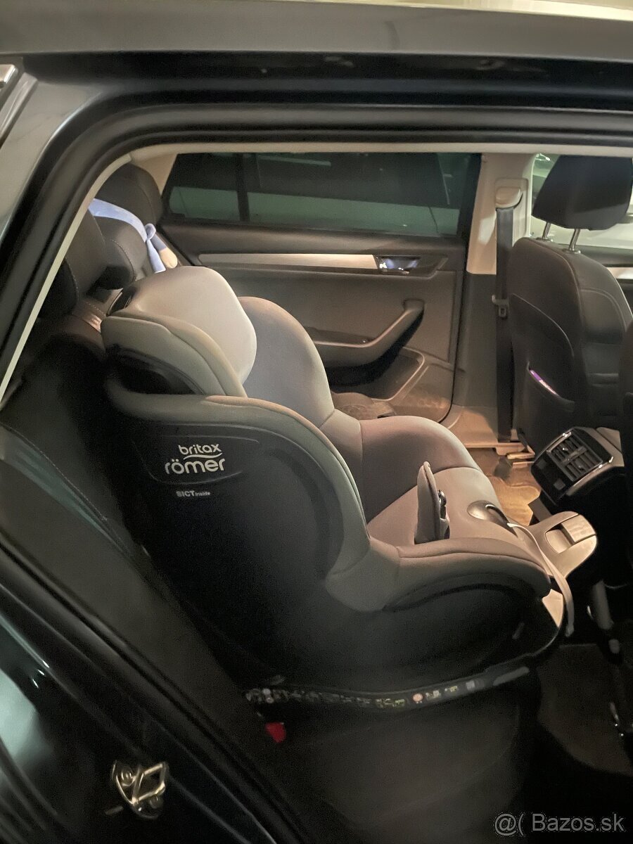 Britax Romer otočná autosedačka