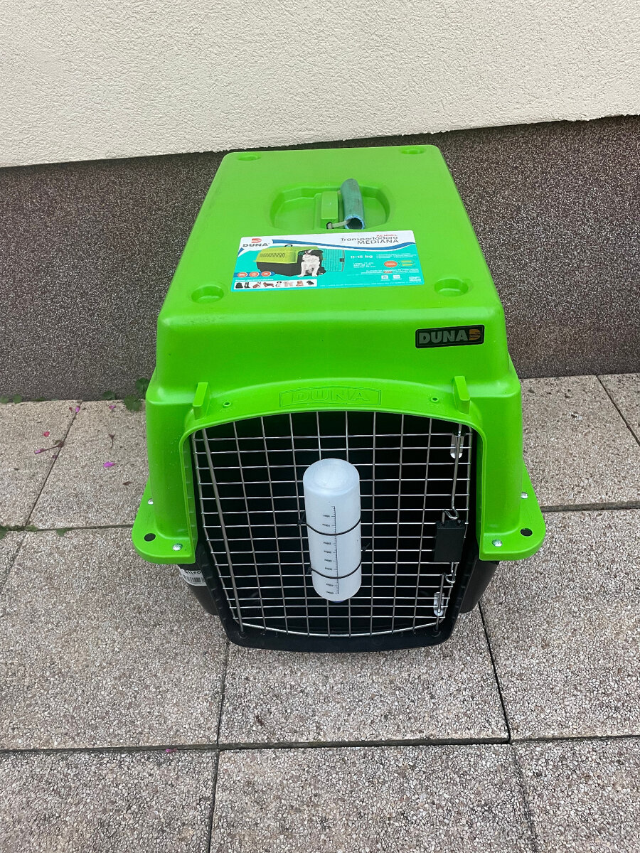 plastická prepravka klietka pre psa