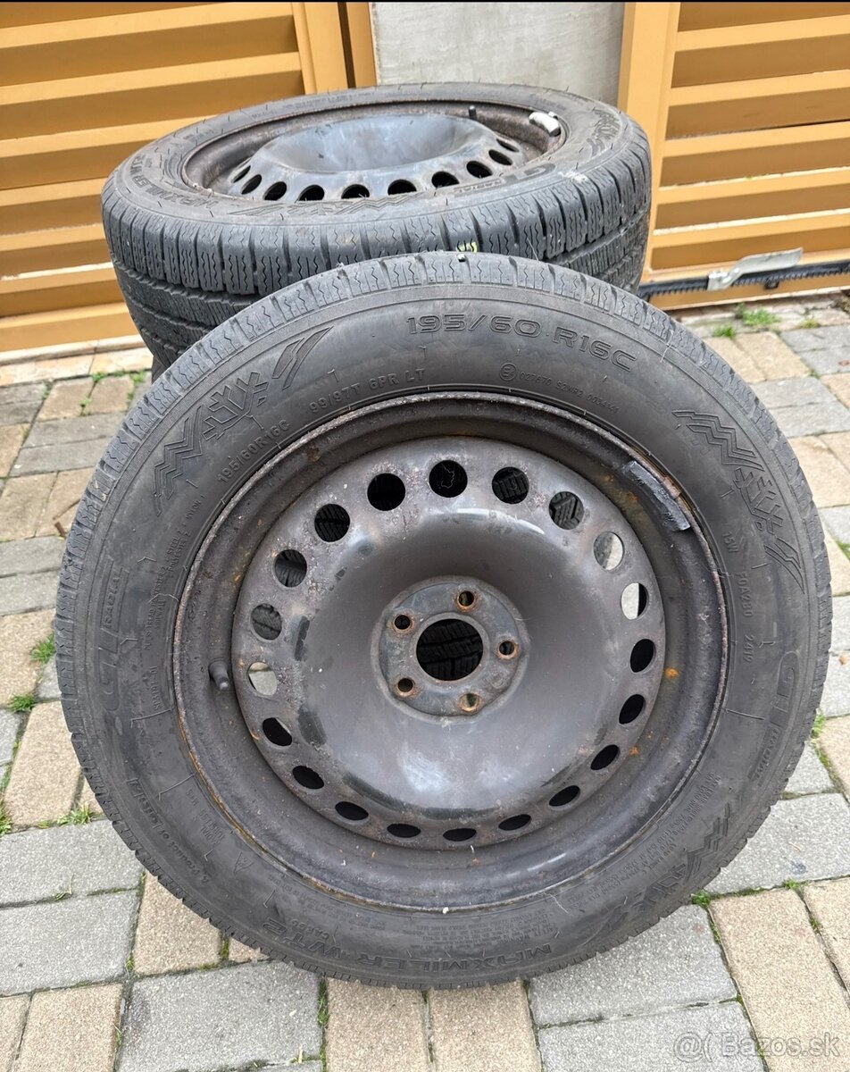 Predam zimnu sadu Opel Combo Fiat Doblo 195/60 R16C