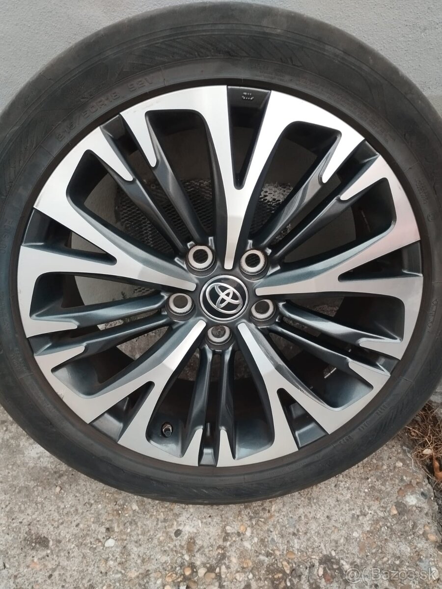 Toyota elektróny 5x114.3 18”