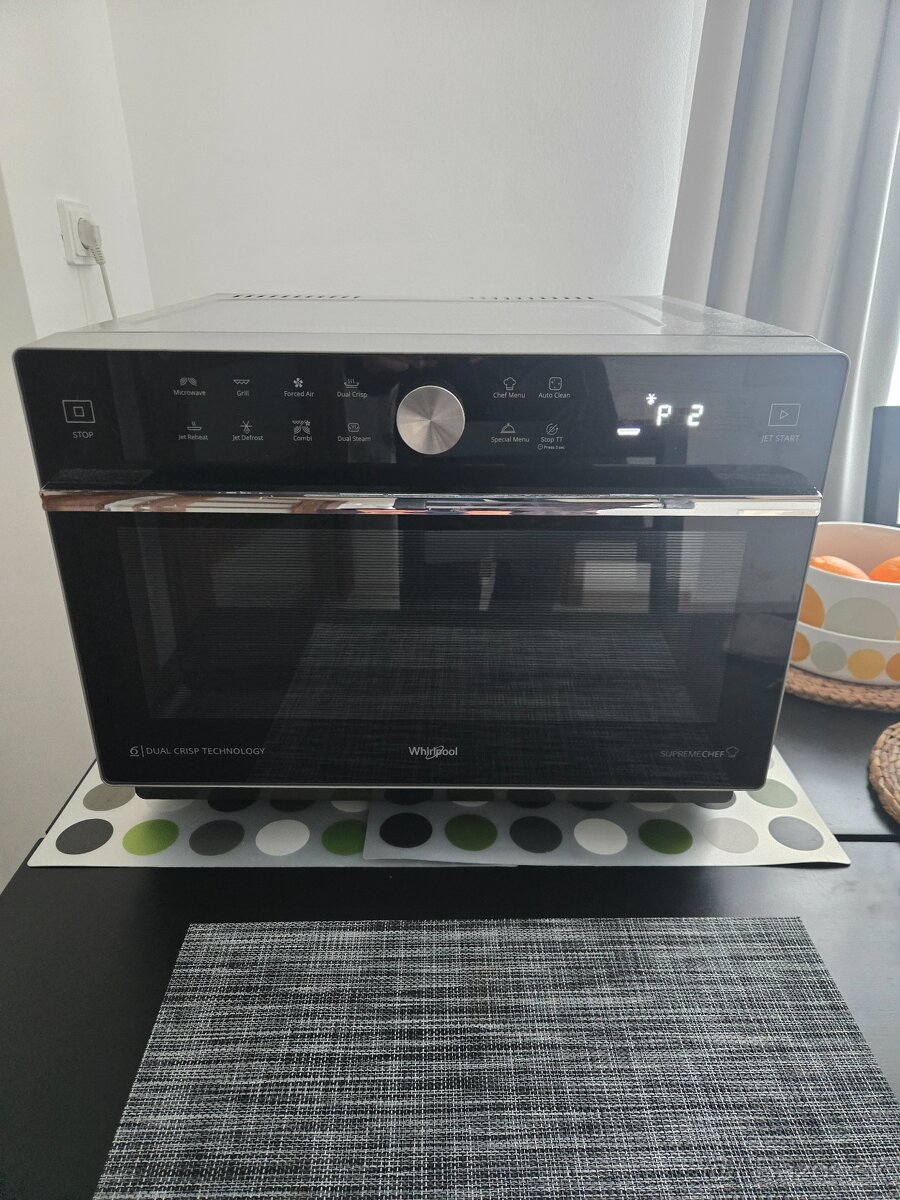 Mikrovlnka Whirlpool MWSC 933 SB