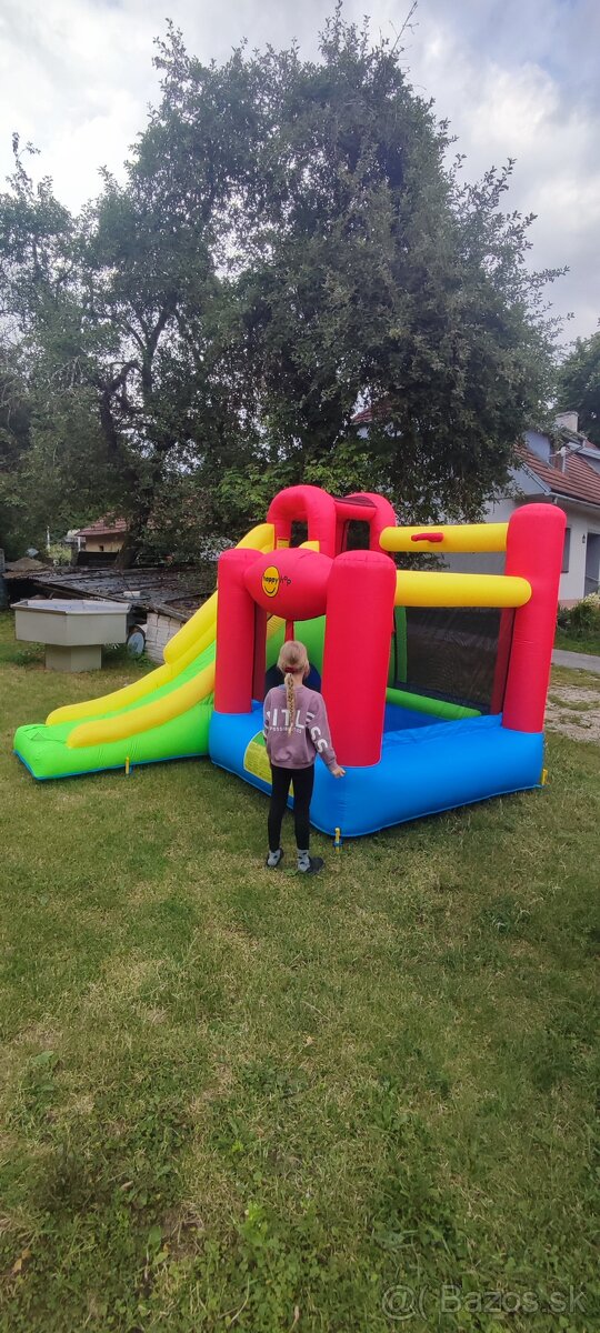 Prenajmem skákací hrad