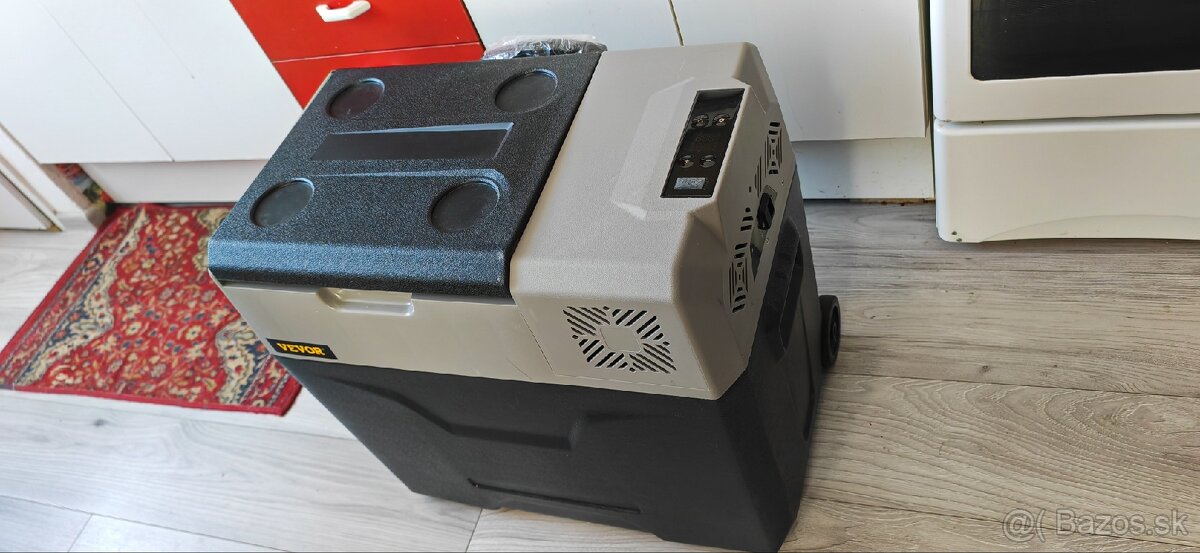 Prenosná chladnička s mrazničkou 50 l