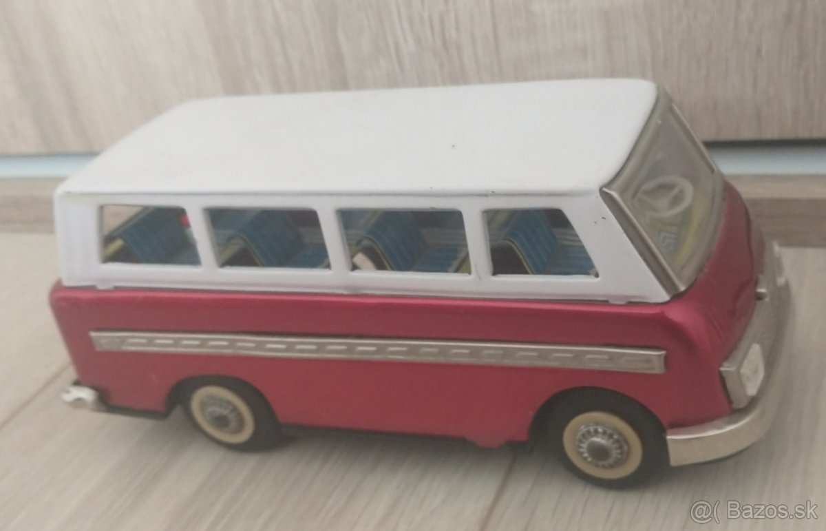 Stará retro hračka autobus