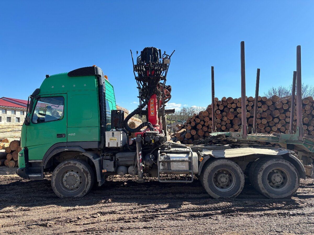 Lesovoz Volvo FMX 6x6