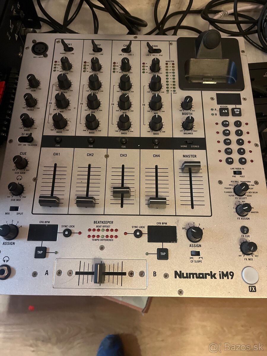 Numark iM9