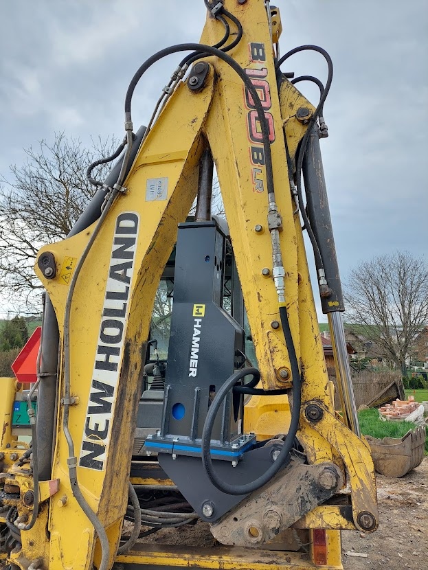 Hydraulické kladivo Hammer HM500 na bager 8-11 ton