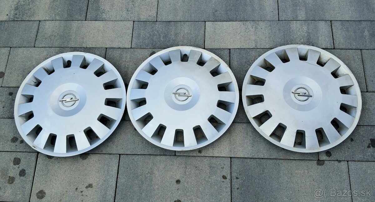 Opel puklice