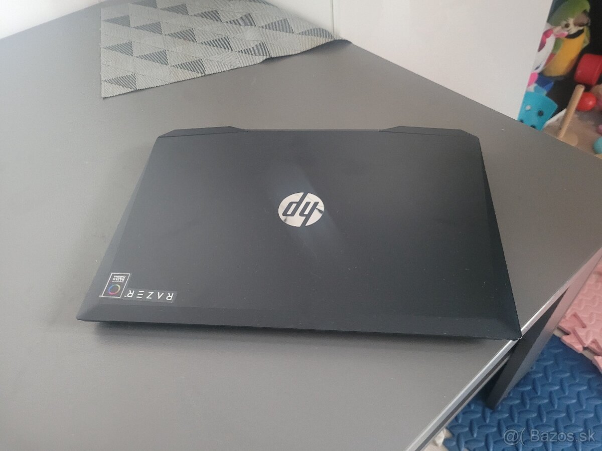 Predám herný notebook