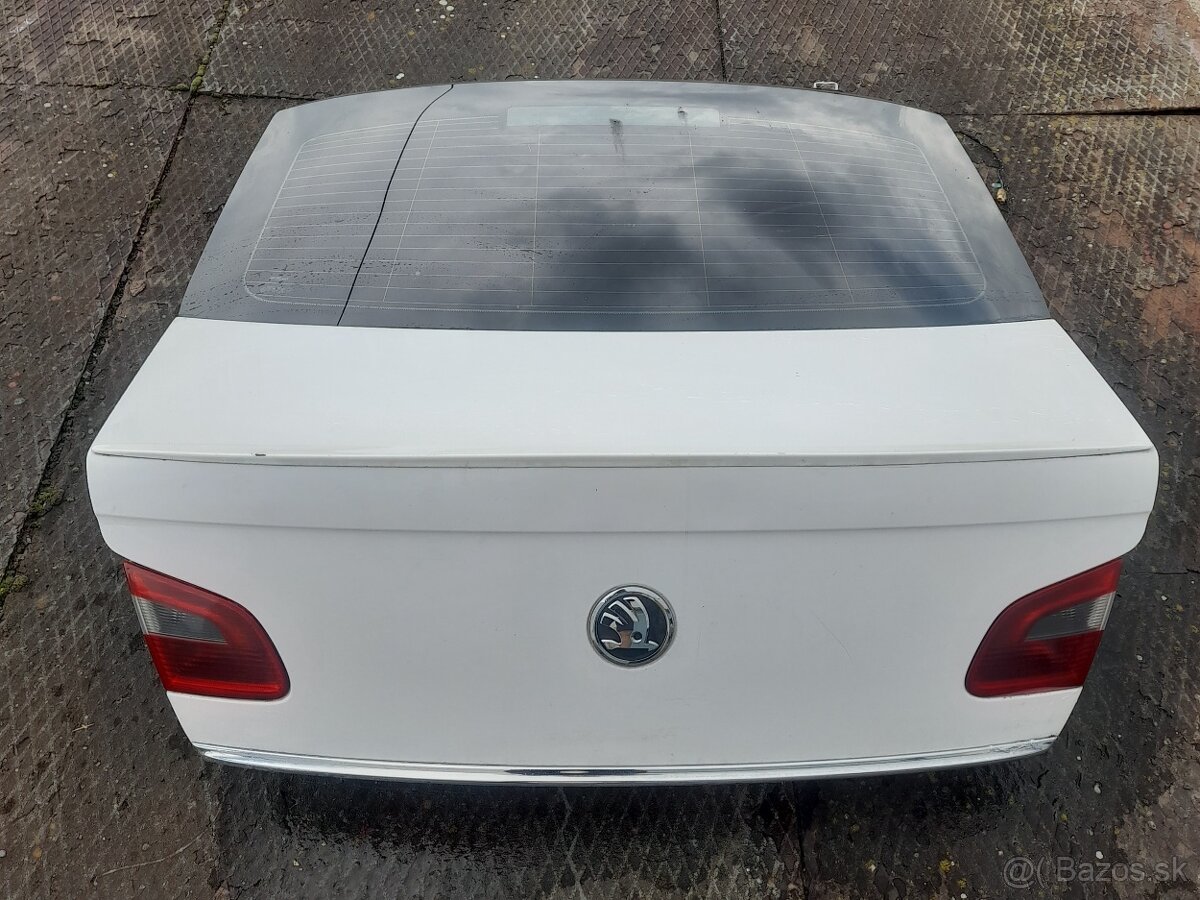 Škoda Superb 2 dvere kufor