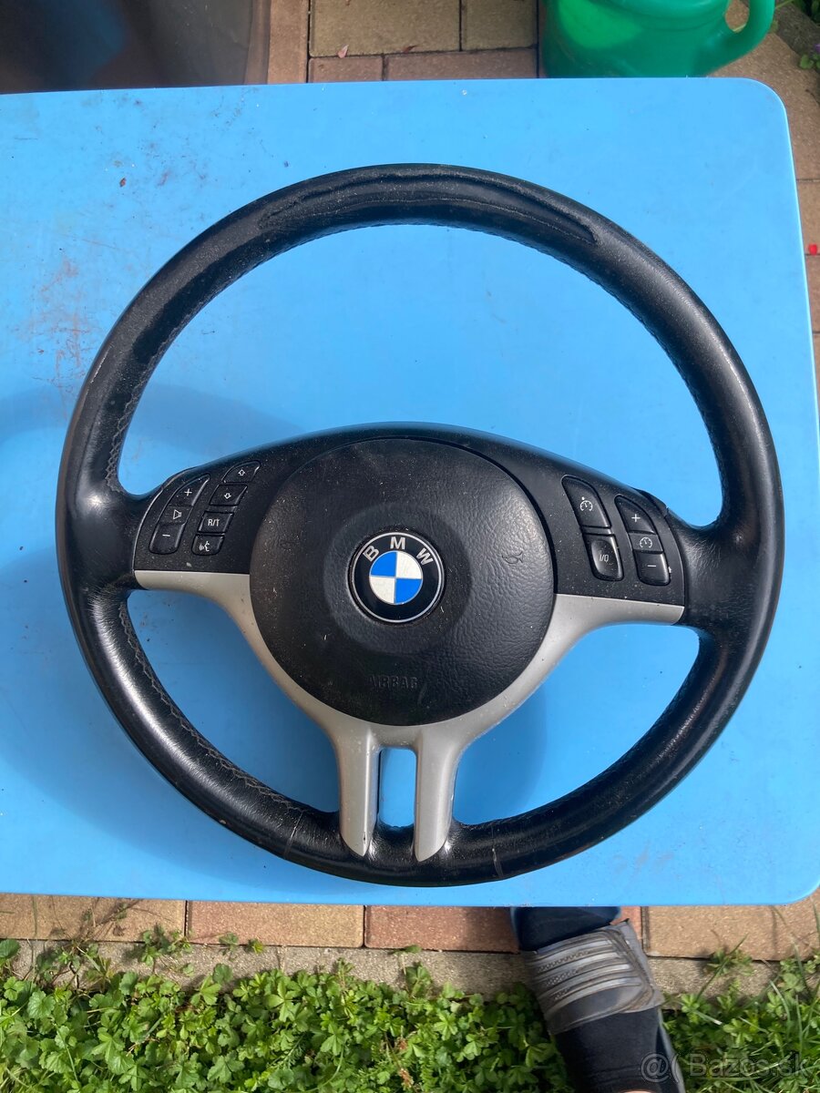 BMW E46 multifunkčný volant
