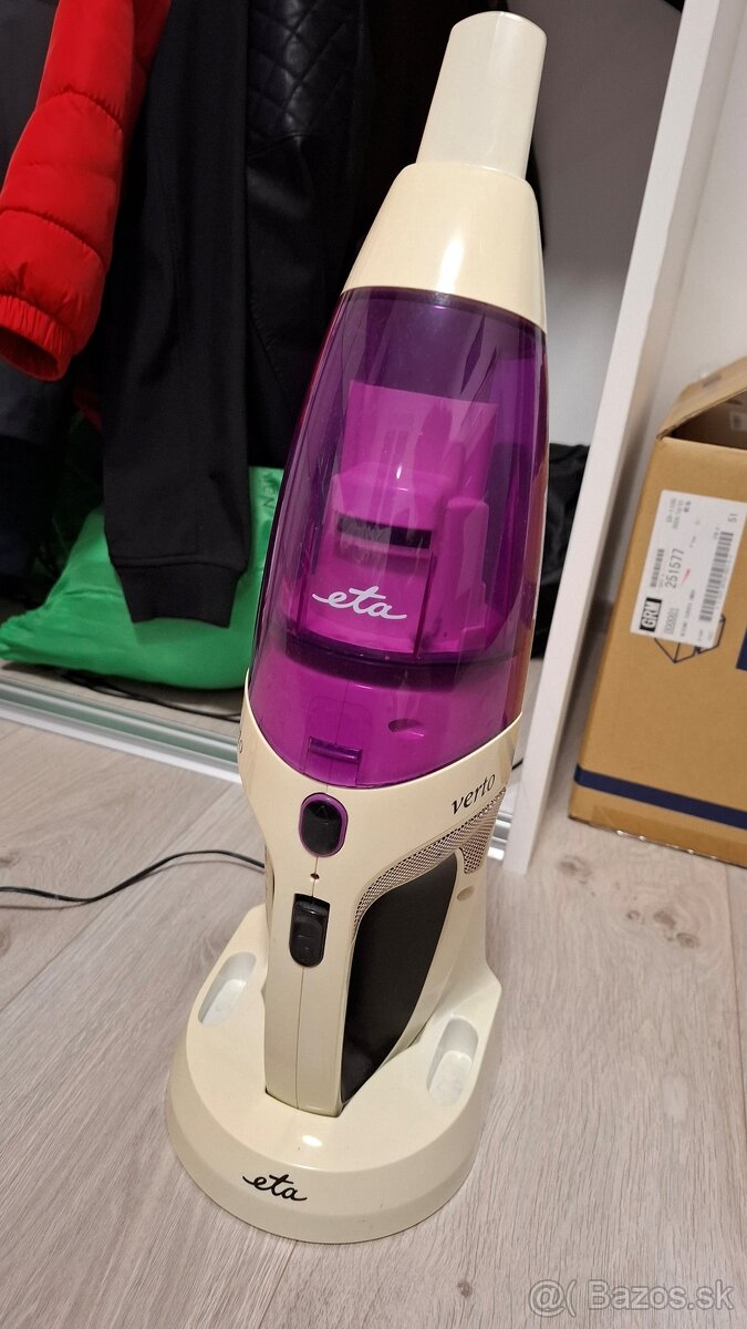 Predam vysávač akumulátorový ETA Verto Li-ion za 20€