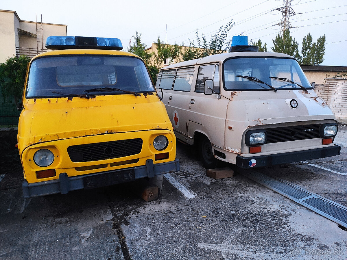 TAZ 1203 Sanitka