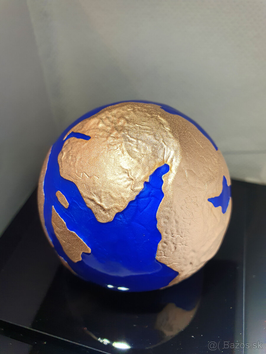 BLUE MJedinečná investičná minca - Zemeguľa