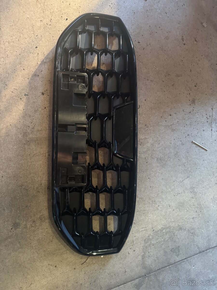 Predná maska Suzuki swift