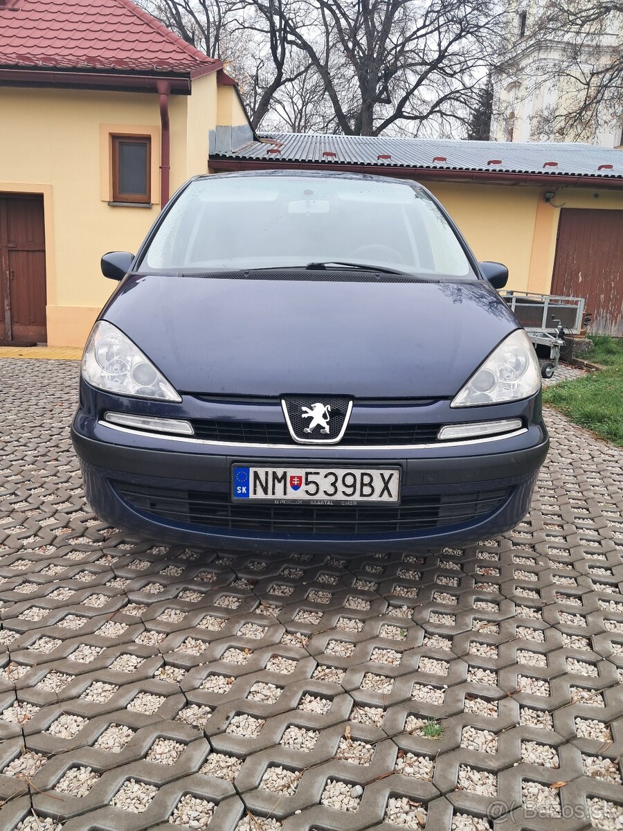 Peugeot 807 7 miestny 2.2L 94kw