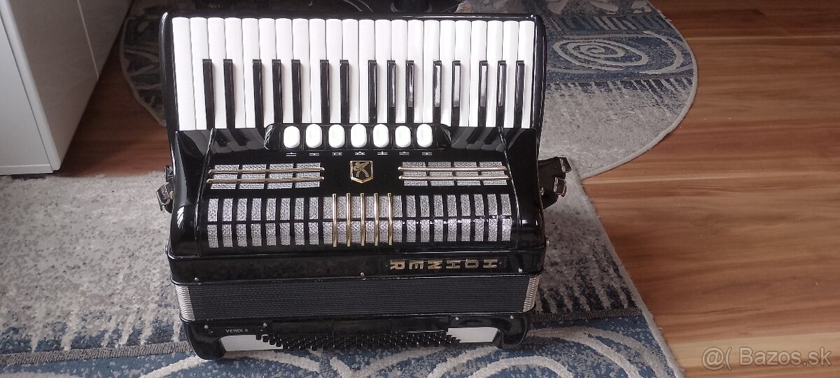 Predám akordeón
