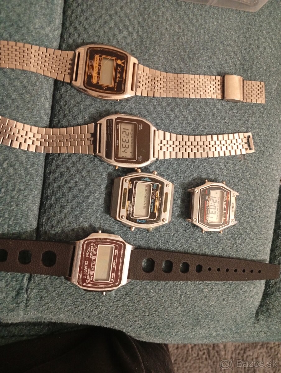 Digitalky náramkové hodinky