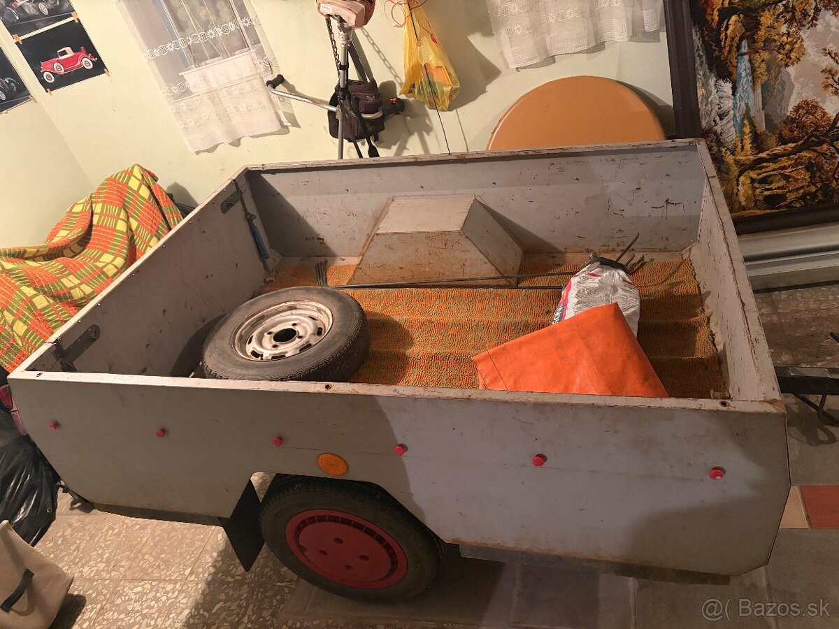 Predám prívesný vozík