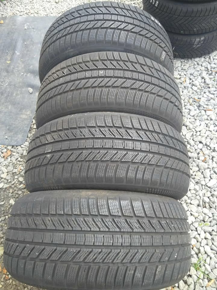 Zimná pneu 245/45 R 18 CONTINENTAL.