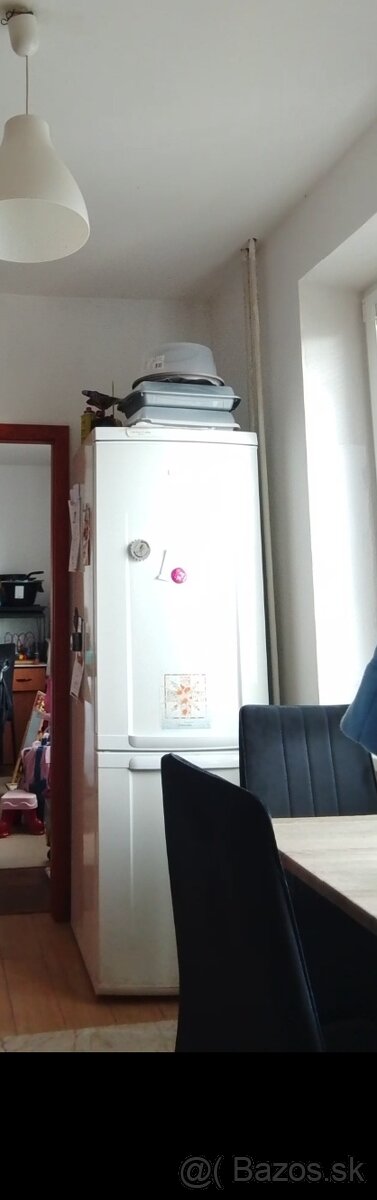 Chladnička s mrazničkou