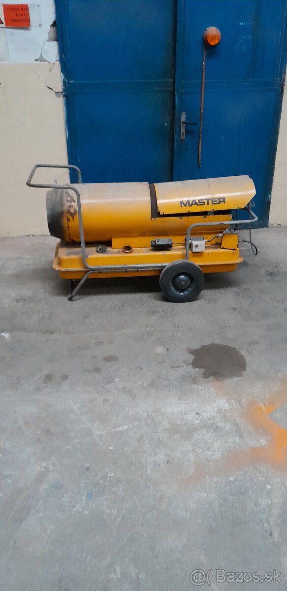 Naftový ohrievač master