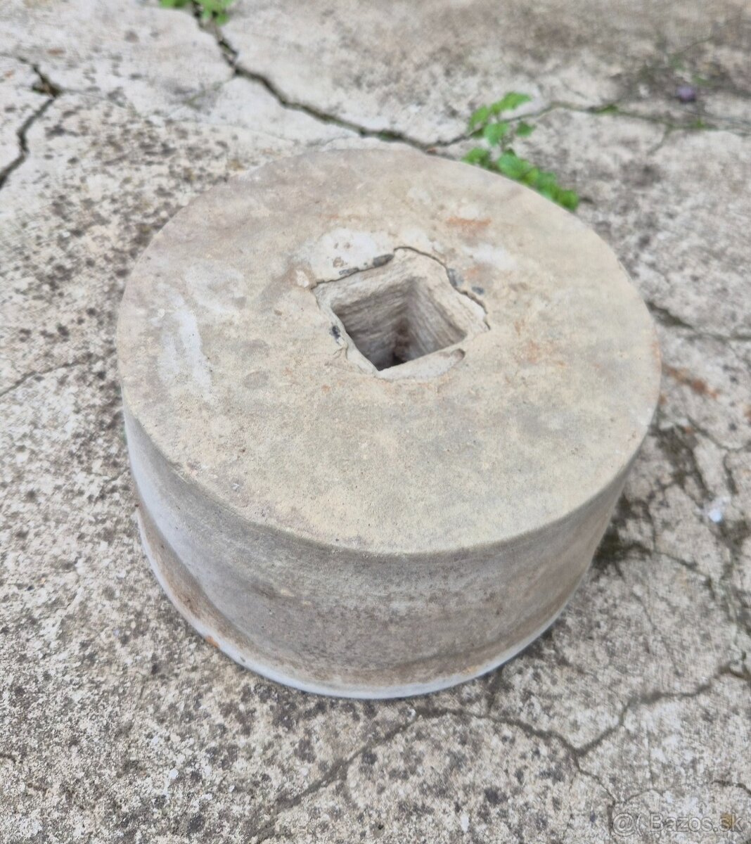 Kamenné žarnovy