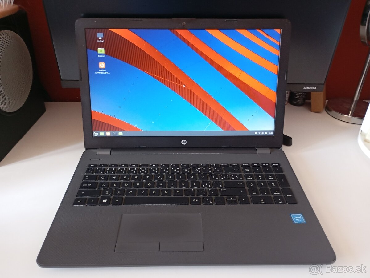predám Hp 250 g6 + 4gb ram + 500gb hdd + LINUX MINT