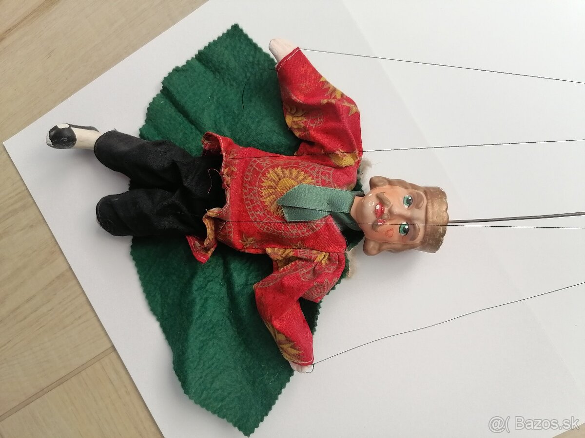 Starožitná marioneta