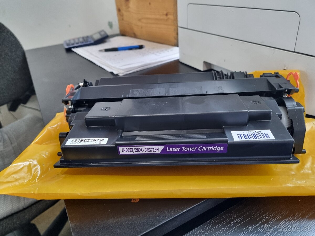 Toner