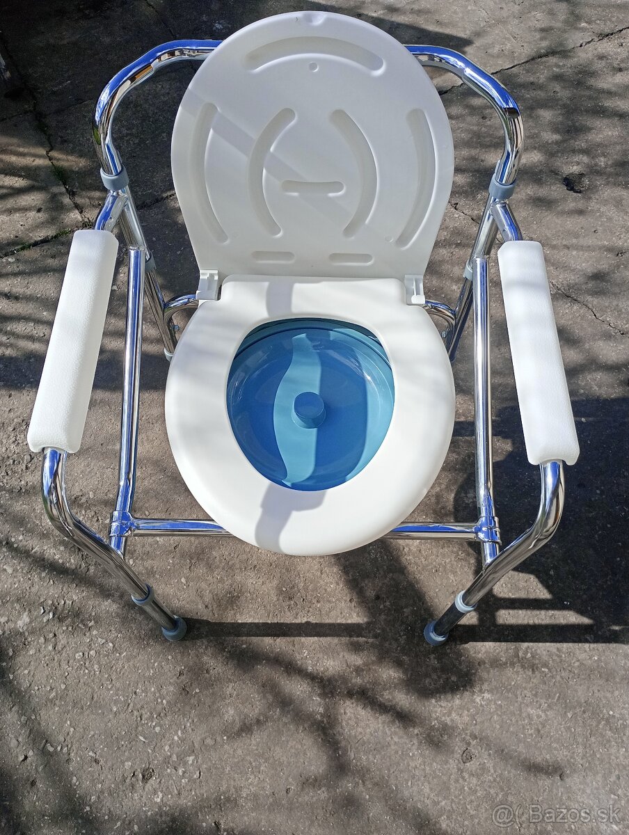 Toaletná stolička pre imobilných