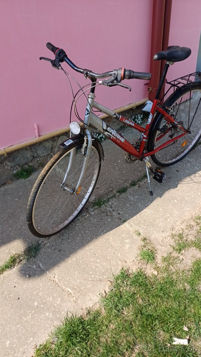 Cestný bicykel Engine