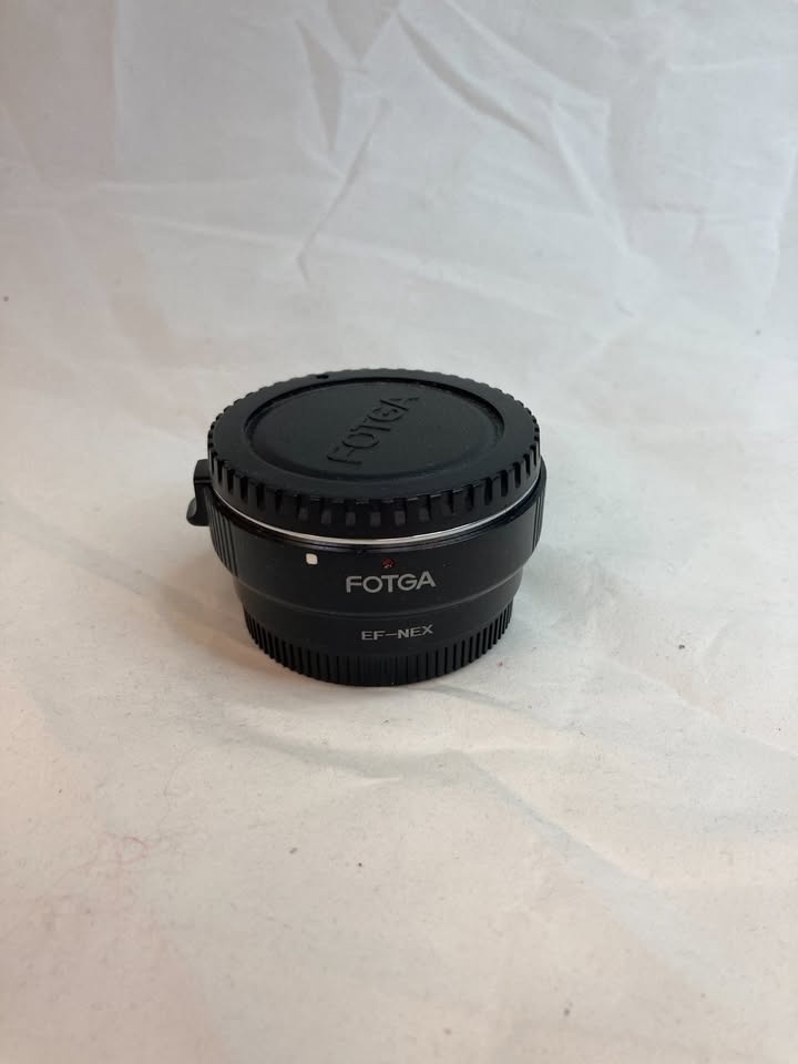 Converter / Adapter FOTGA EF-NEX