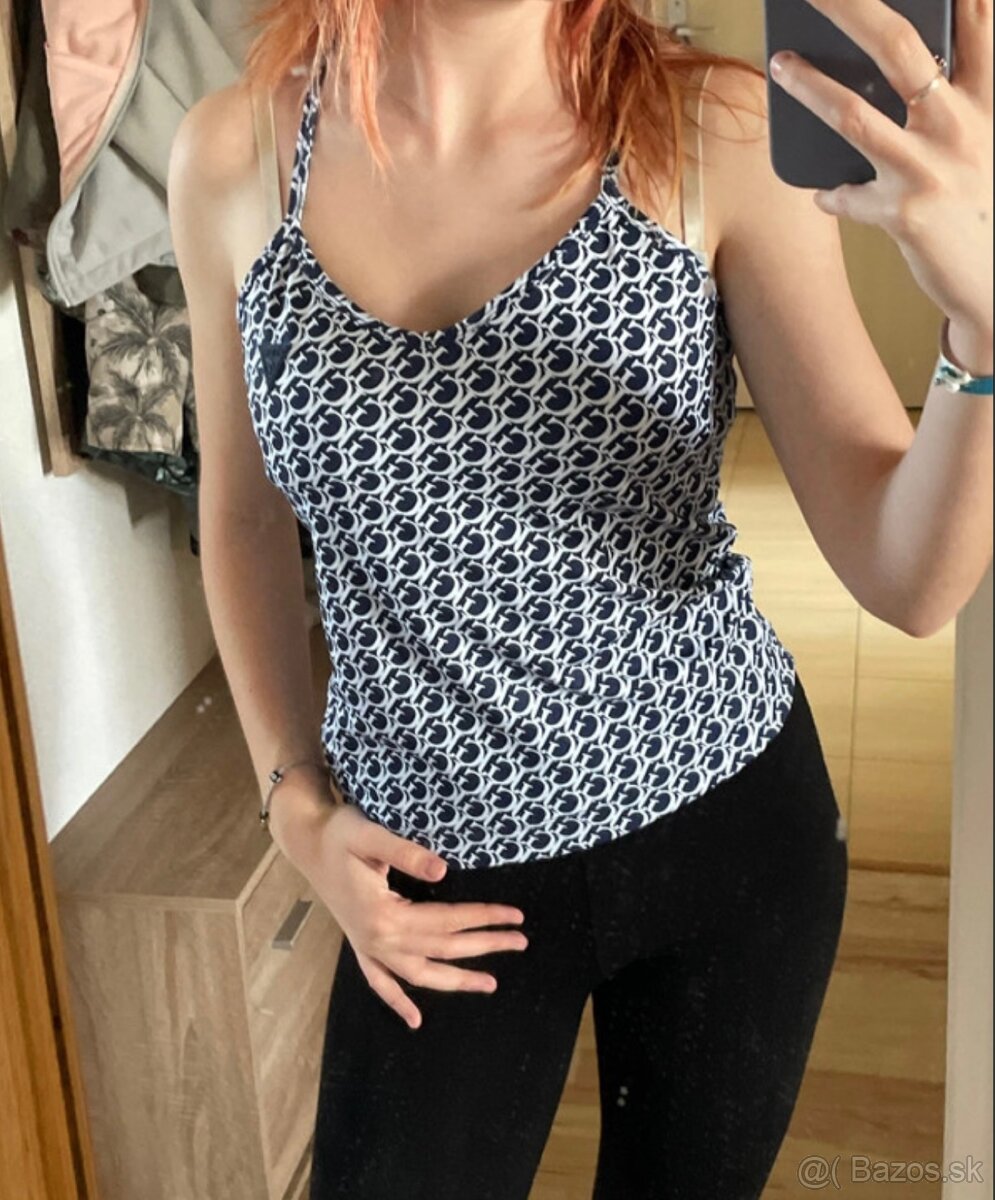 Guess top- nový s visačkou