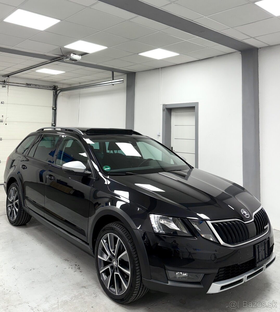 Skoda Octavia Scout 2.0TDI 4x4 Virtual/Kamera/Panorama