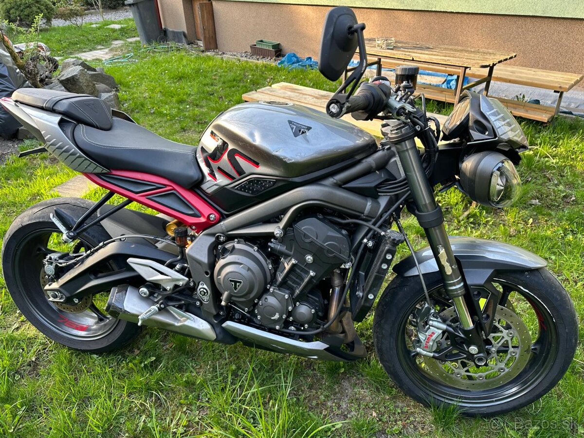 Triumph speed triple 765rs
