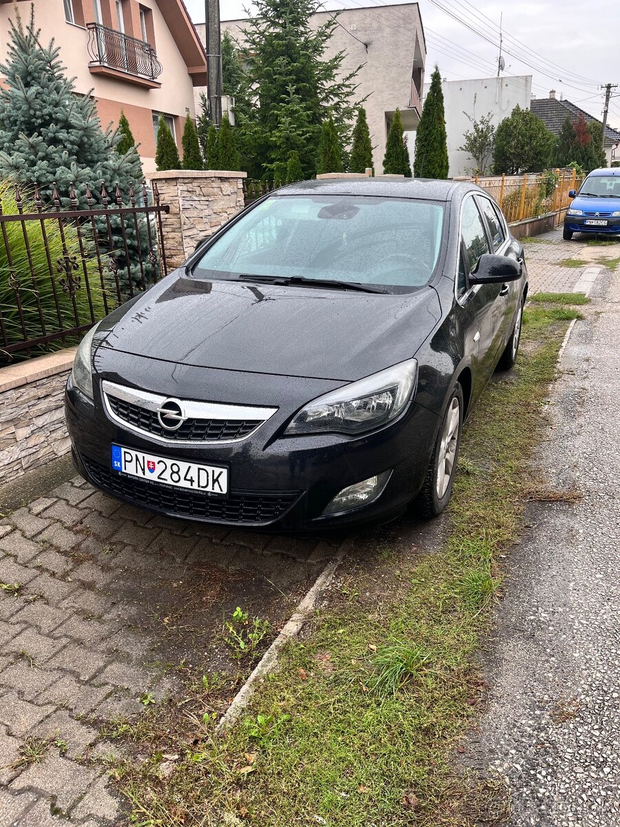 Opel Astra 1,7cdti 92kw