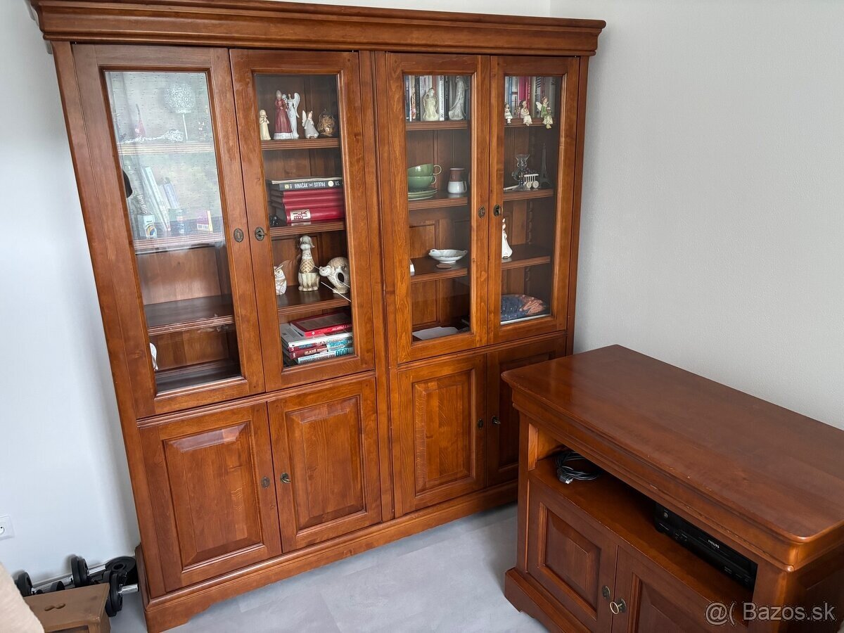 EvergreeN obývačková stena - nábytok z masívu