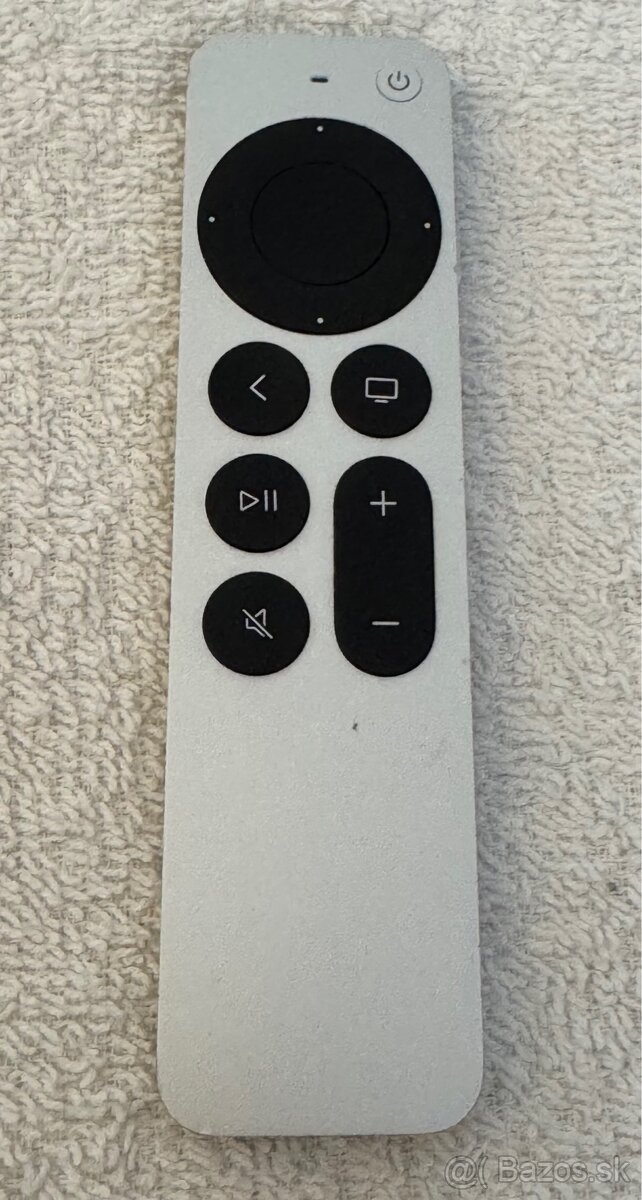 Pokazené diaľ.ovládanie na Apple TV 4k, A2854 Siri