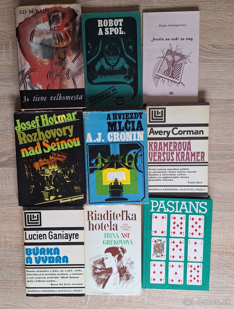 rozpredaj knižnice 12