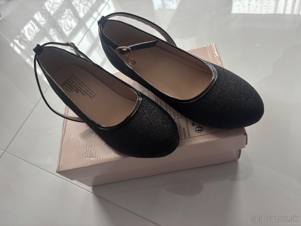 Dievčenské štýlové topánky veľkosť 33