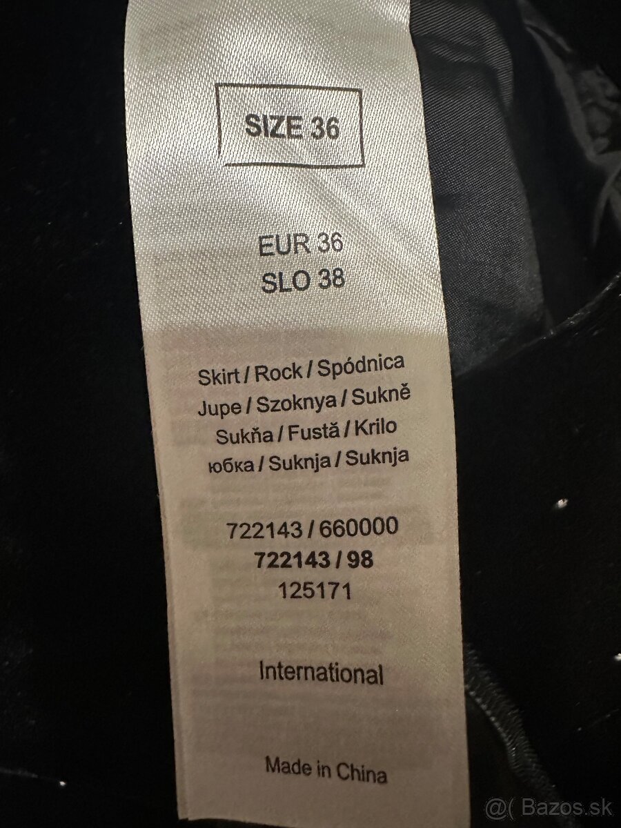 Zamatová sukňa ORSAY