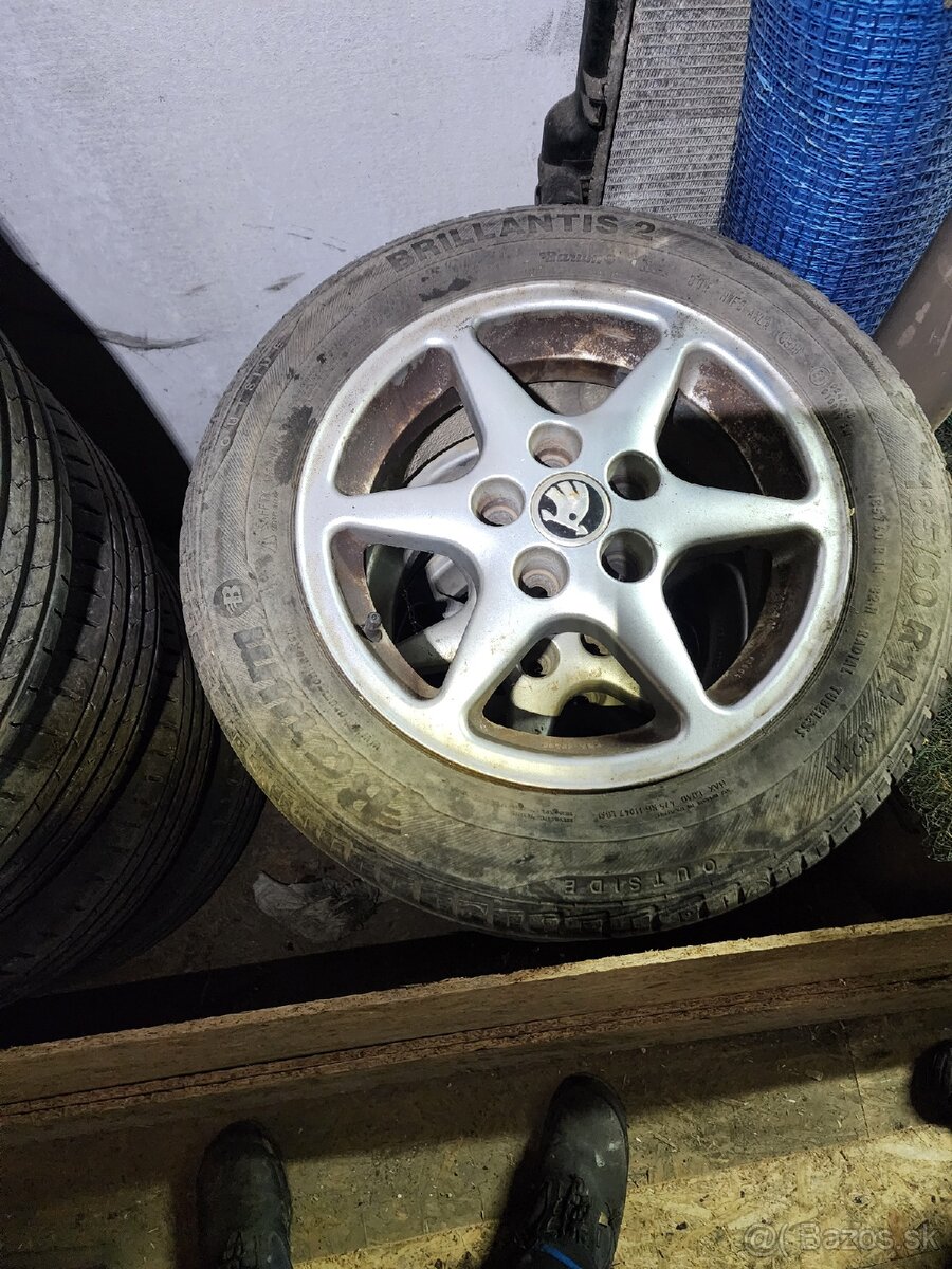 Predám elektróny s letnými pneumatikami