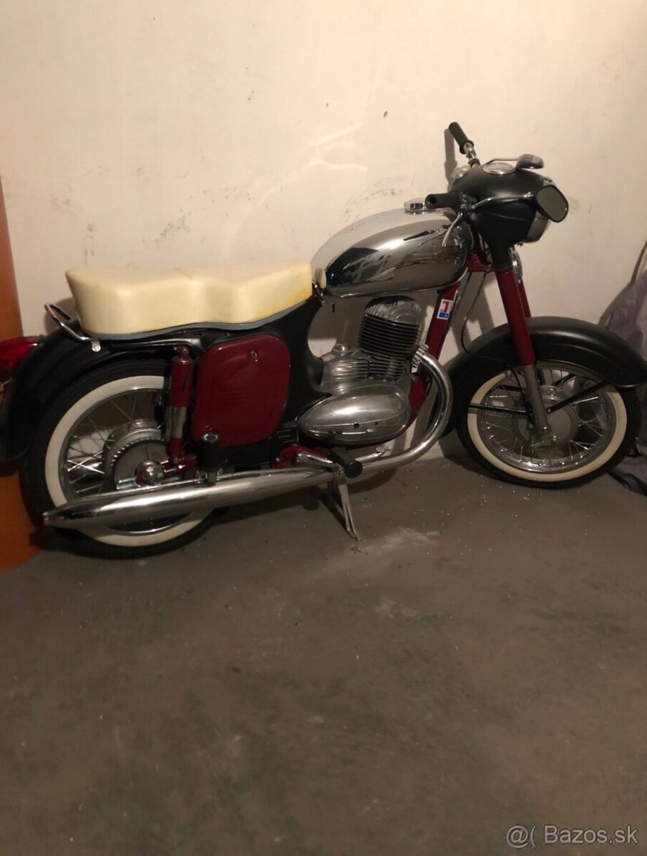 Jawa 250 353