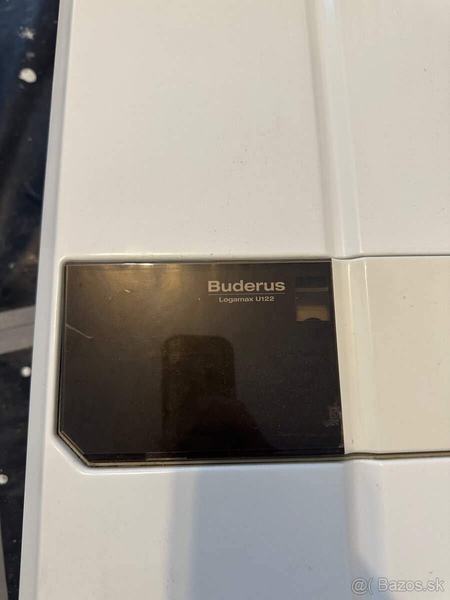 Kotol so zásobníkom Buderus