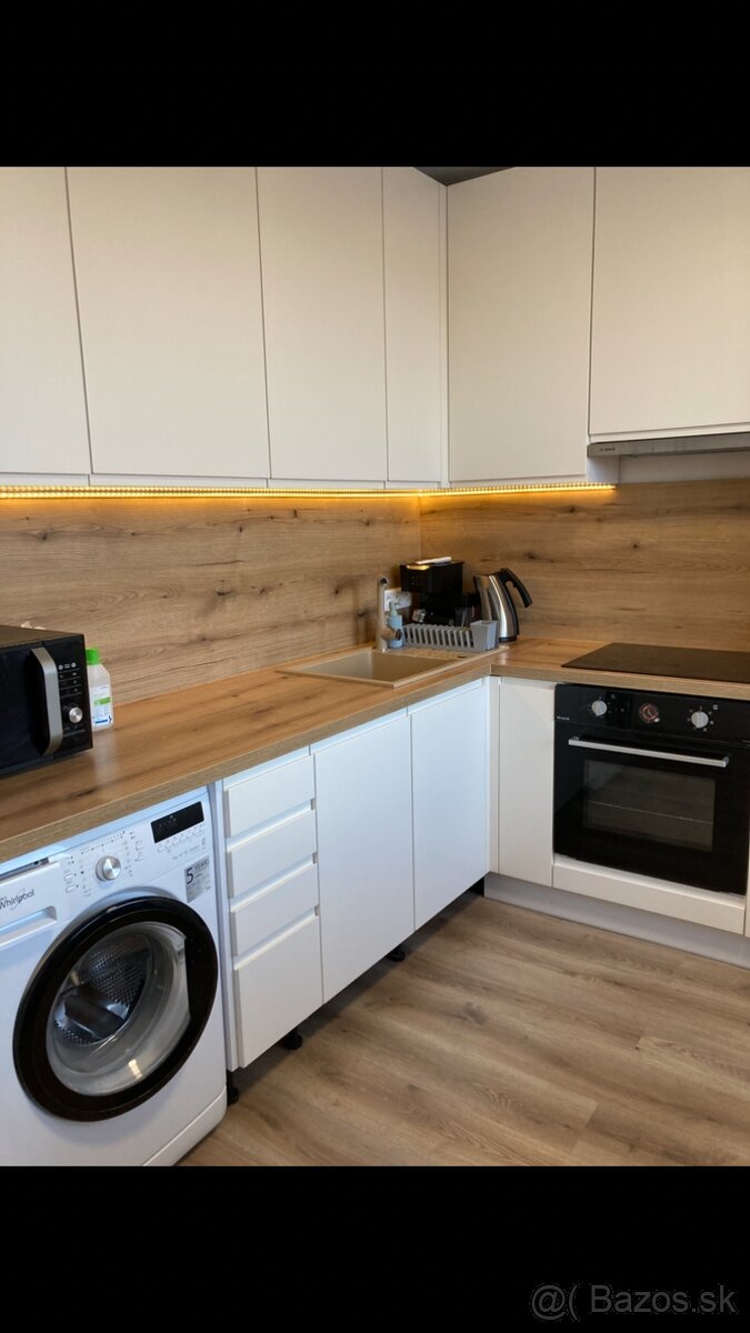 2-izbový byt na predaj · 112 m² · Nitra — 730 €