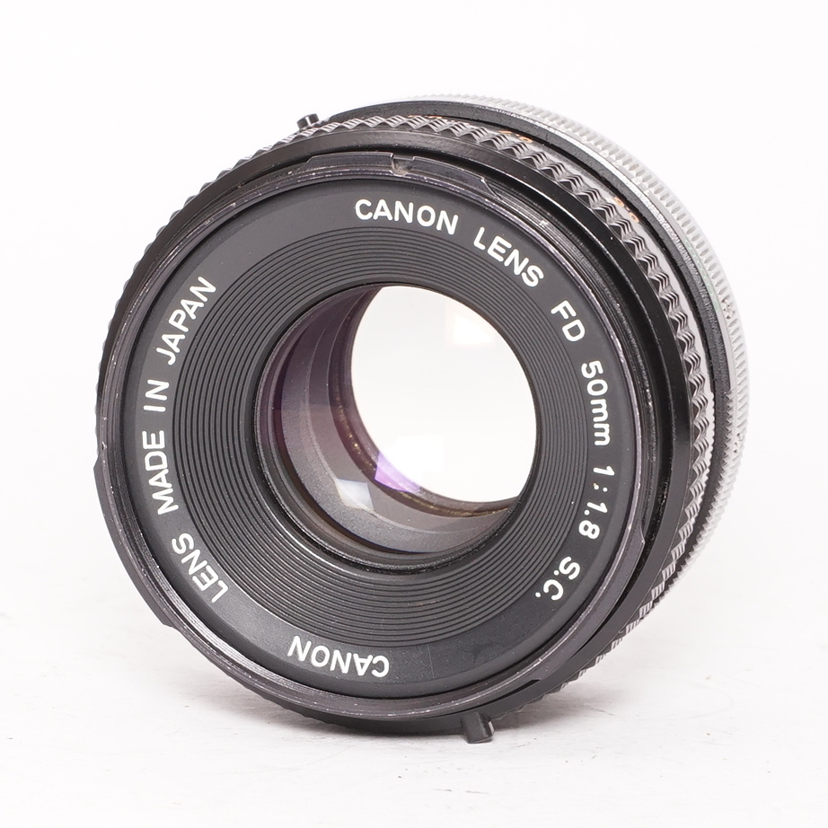 Canon FD 50mm 1:1,8 S. C.-Predané